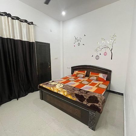 Rukmani Villas Group Of Rukmani Home Stay Матура Екстериор снимка