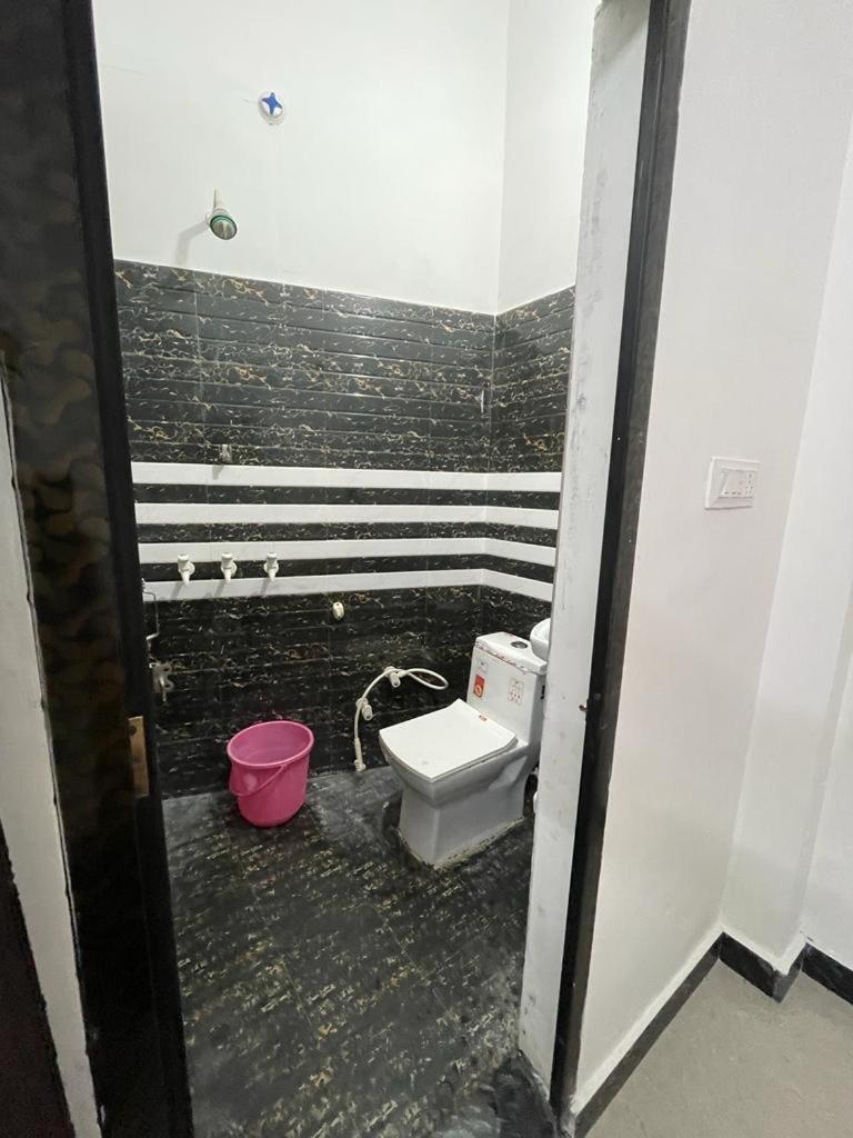 Rukmani Villas Group Of Rukmani Home Stay Матура Екстериор снимка